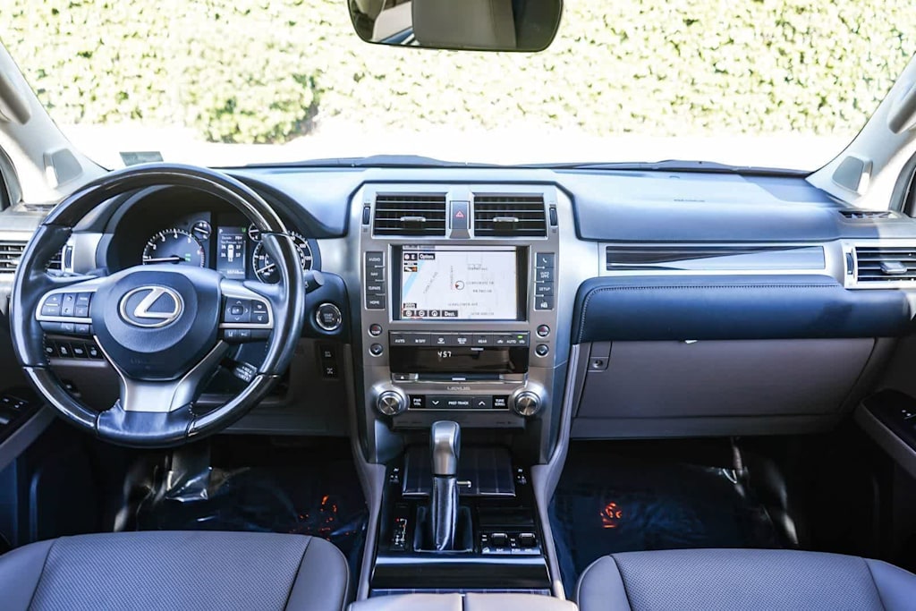 Thumbnail: 2021 Lexus GX - 2
