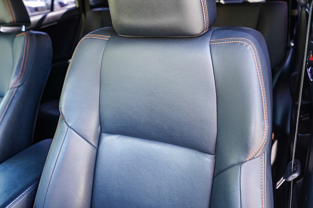 Thumbnail: 2018 Toyota RAV4 - 11