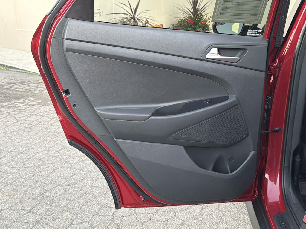 Thumbnail: 2021 Hyundai Tucson - 31