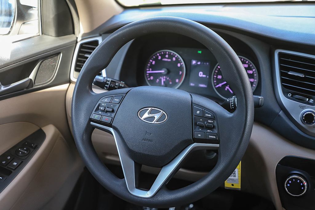 Thumbnail: 2017 Hyundai Tucson - 8