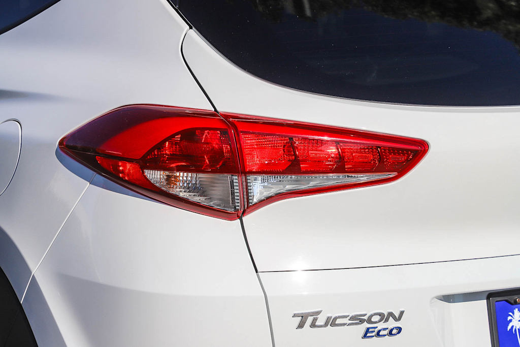Thumbnail: 2017 Hyundai Tucson - 21