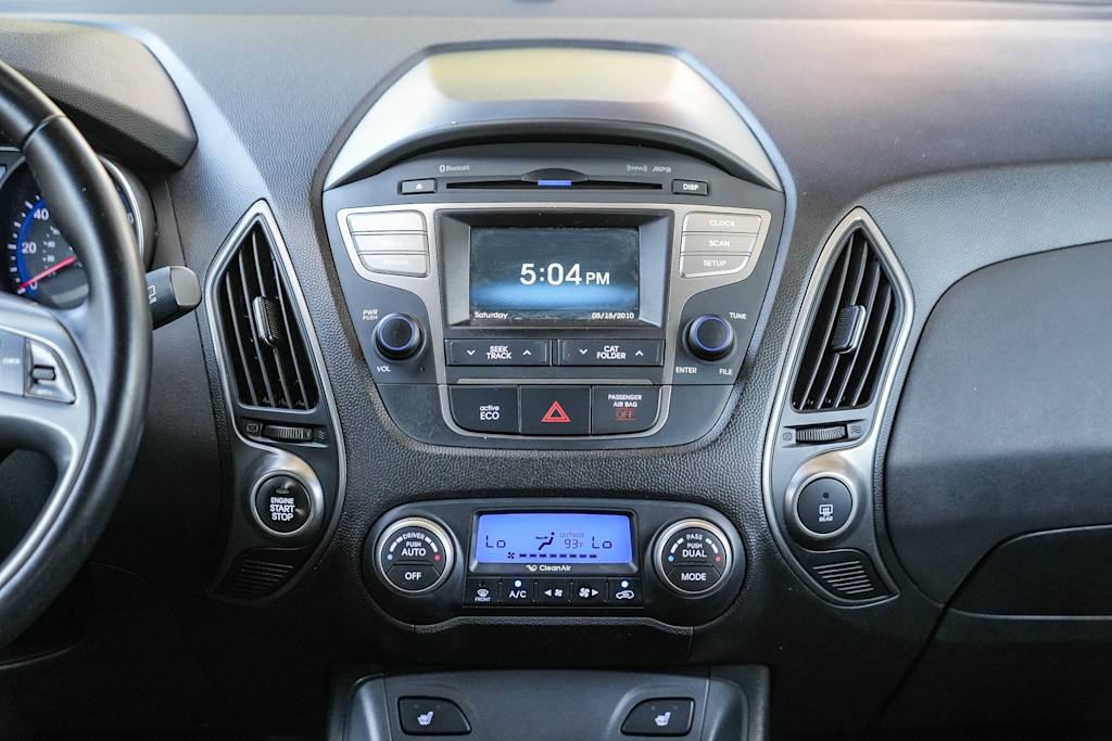 Thumbnail: 2015 Hyundai Tucson - 13