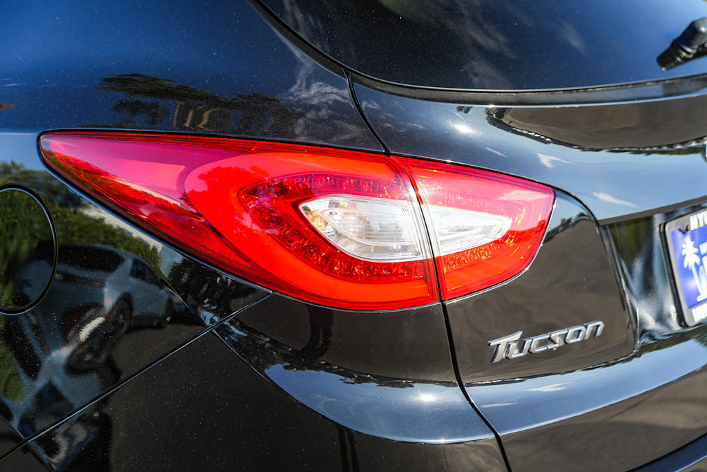 Thumbnail: 2015 Hyundai Tucson - 21
