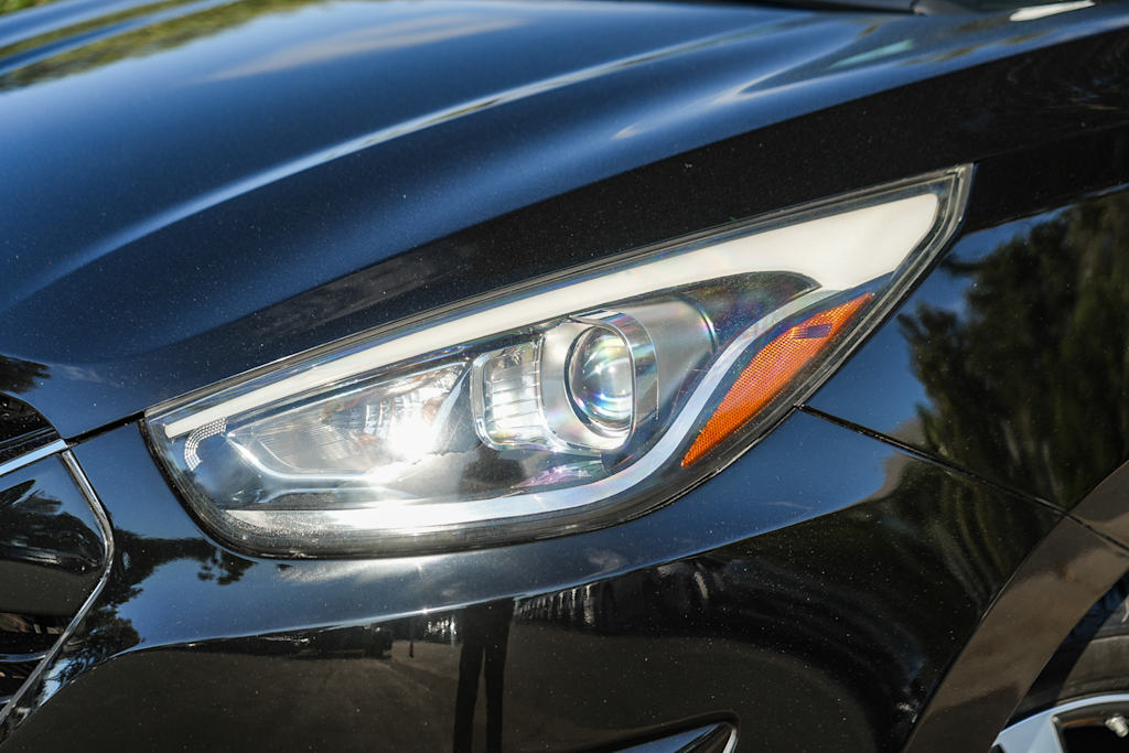Thumbnail: 2015 Hyundai Tucson - 18