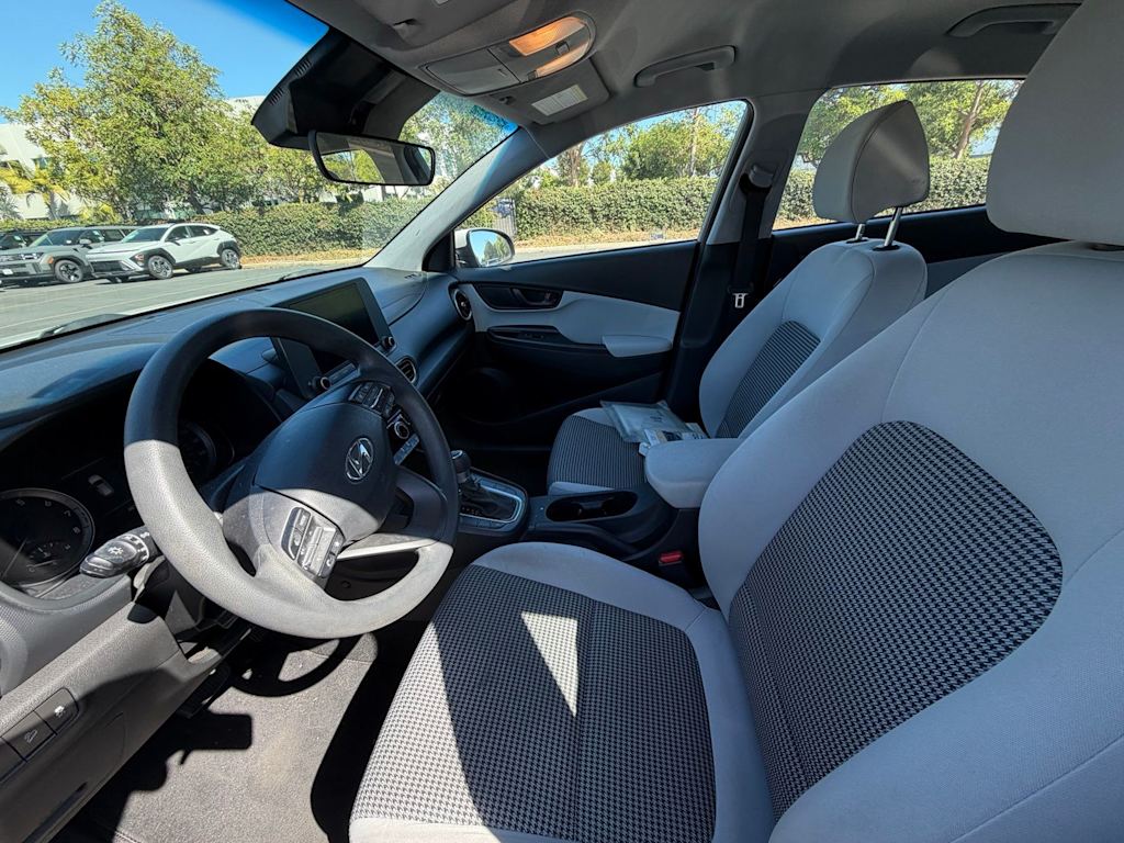 Thumbnail: 2022 Hyundai Kona - 4