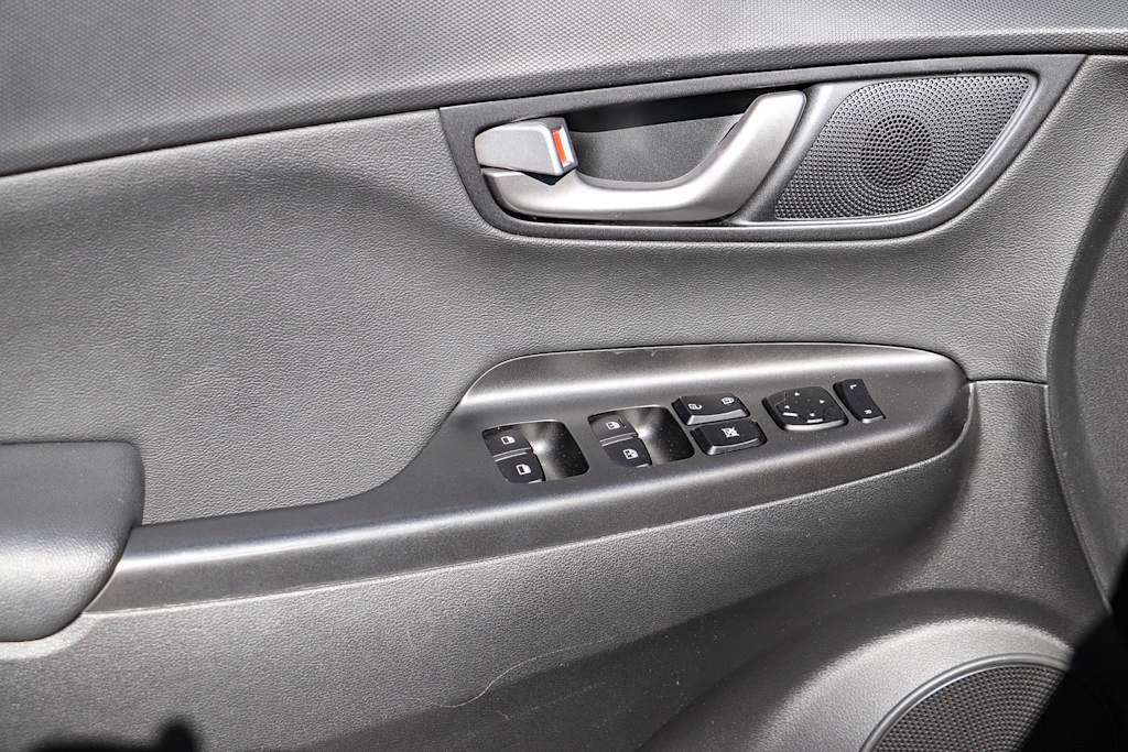 Thumbnail: 2021 Hyundai Kona - 24