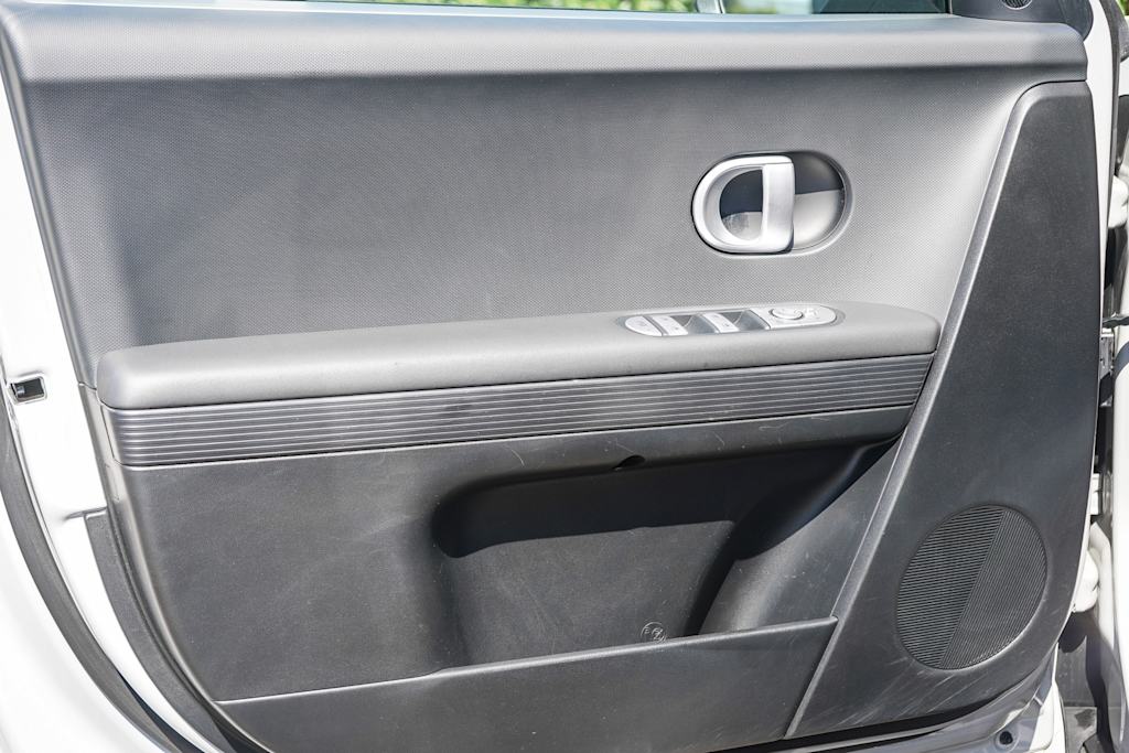 Thumbnail: 2024 Hyundai Ioniq 5 - 22