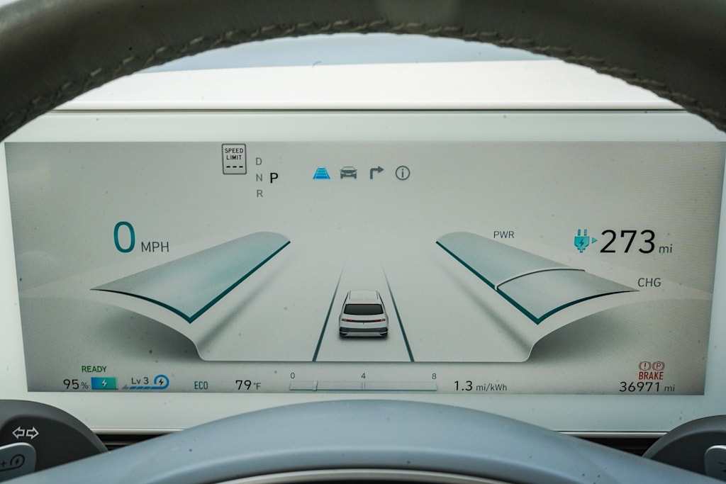 Thumbnail: 2023 Hyundai Ioniq 5 - 24