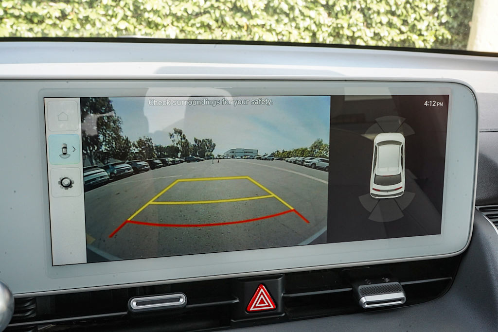 Thumbnail: 2023 Hyundai Ioniq 5 - 26