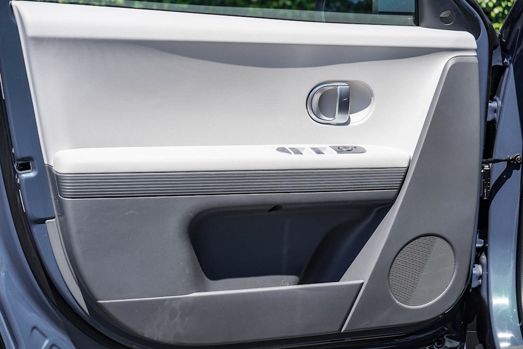 Thumbnail: 2024 Hyundai Ioniq 5 - 23