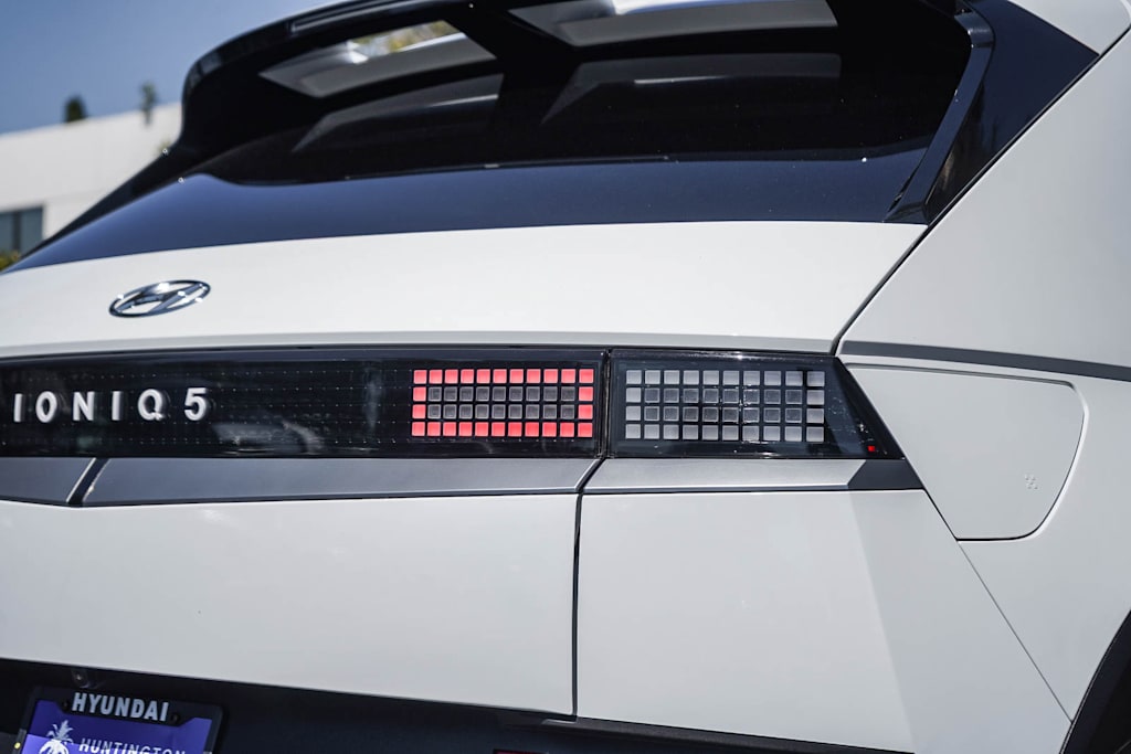 Thumbnail: 2024 Hyundai Ioniq 5 - 6