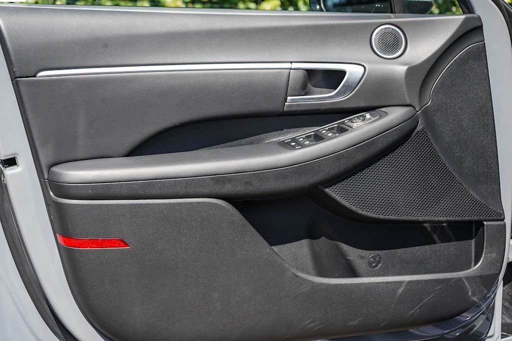 Thumbnail: 2025 Hyundai Sonata - 24