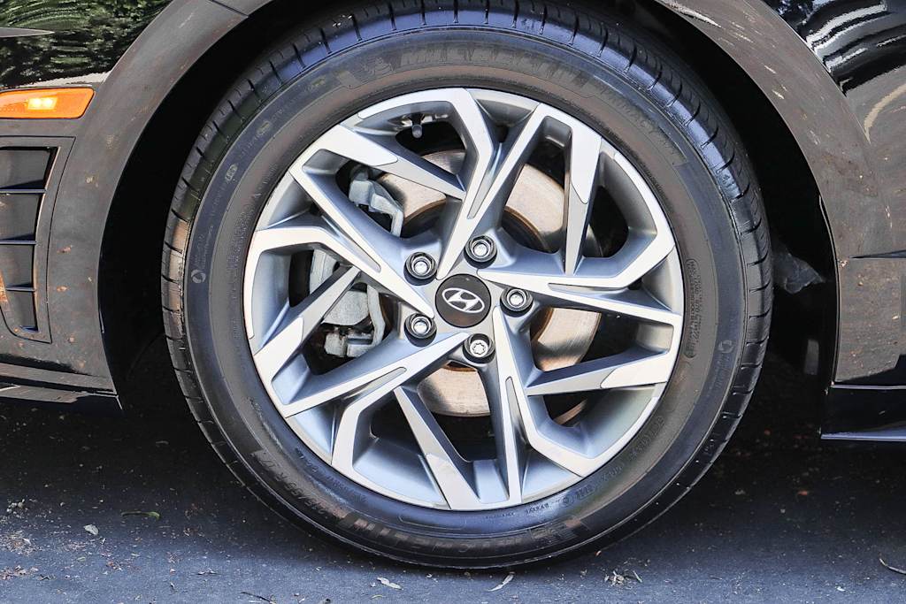 Thumbnail: 2023 Hyundai Sonata - 6