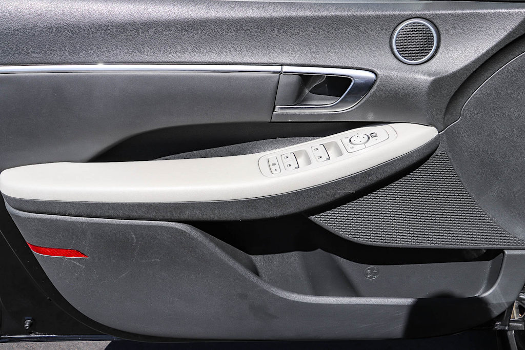 Thumbnail: 2023 Hyundai Sonata - 21