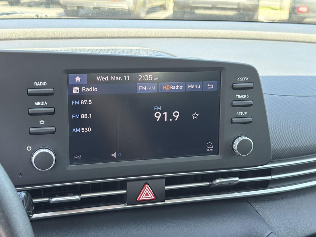 Thumbnail: 2023 Hyundai Elantra - 25