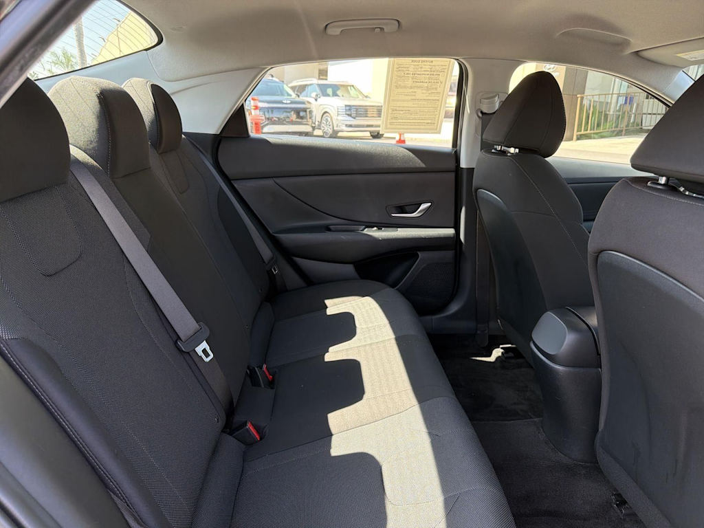 Thumbnail: 2023 Hyundai Elantra - 32