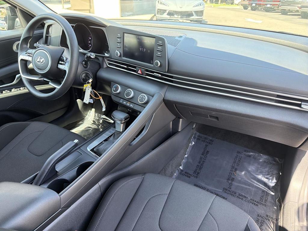 Thumbnail: 2023 Hyundai Elantra - 12