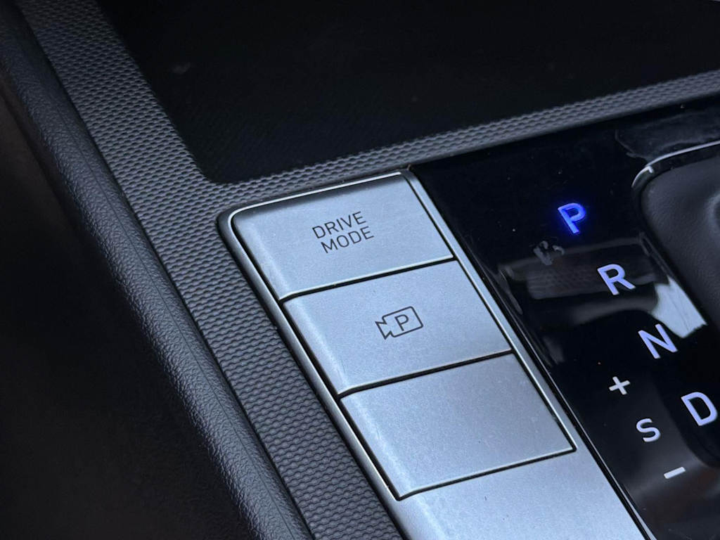 Thumbnail: 2023 Hyundai Elantra - 26