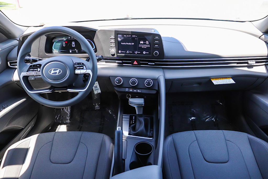 Thumbnail: 2026 Hyundai Elantra - 2