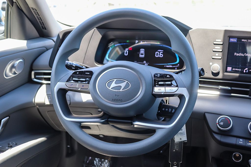 Thumbnail: 2026 Hyundai Elantra - 13