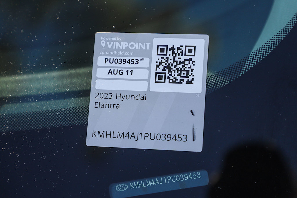 Thumbnail: 2023 Hyundai Elantra - 30