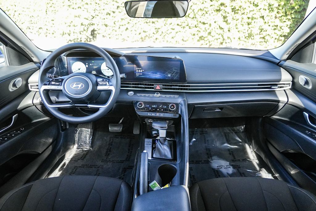 Thumbnail: 2024 Hyundai Elantra - 2