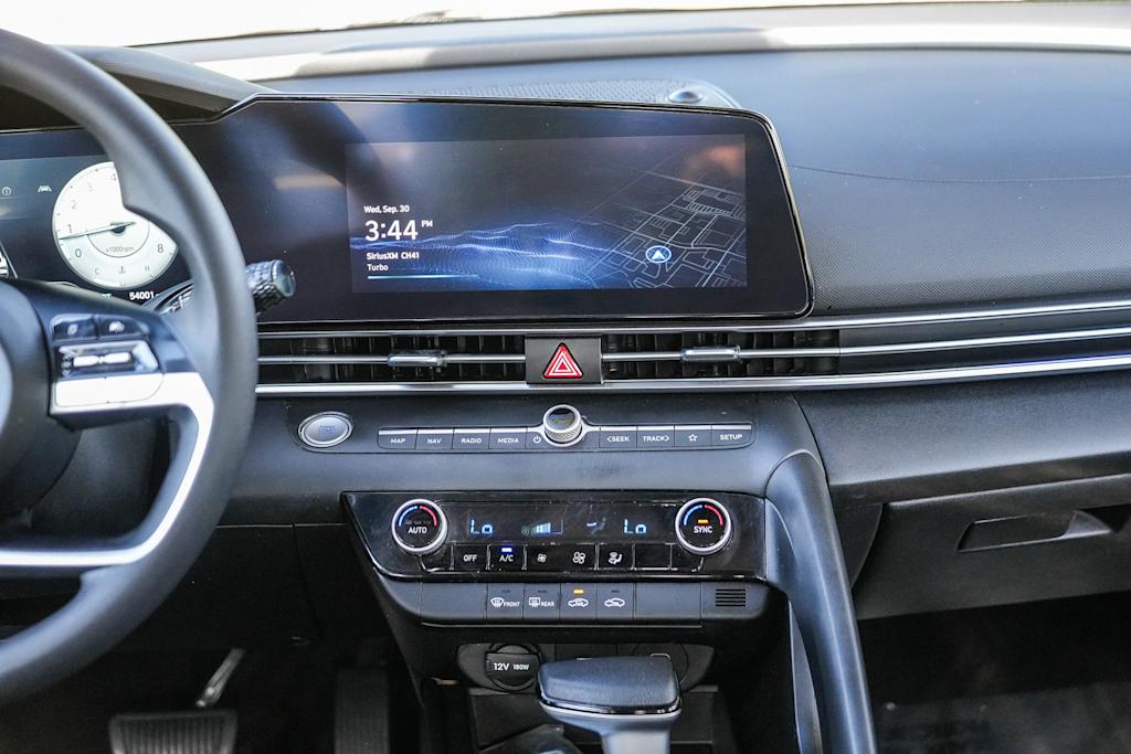 Thumbnail: 2024 Hyundai Elantra - 13