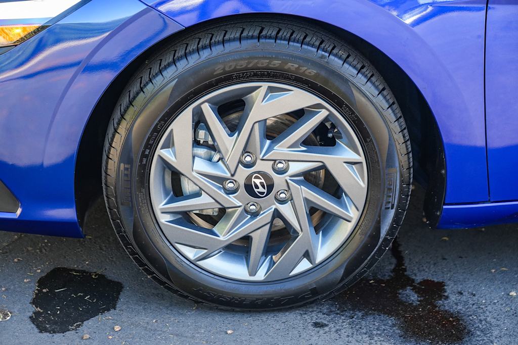 Thumbnail: 2024 Hyundai Elantra - 20