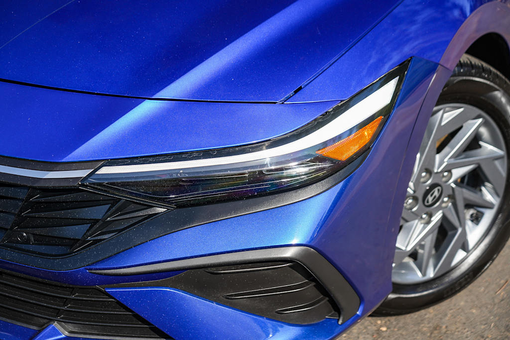Thumbnail: 2024 Hyundai Elantra - 17