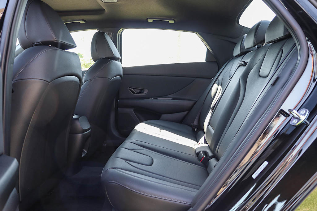 Thumbnail: 2026 Hyundai Elantra - 12