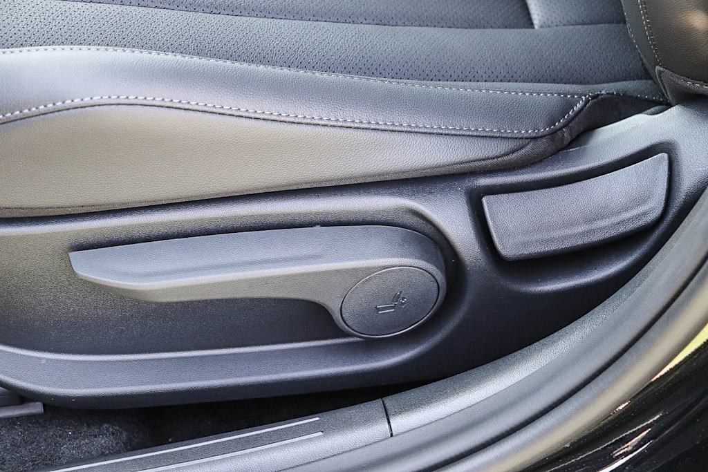Thumbnail: 2026 Hyundai Elantra - 25