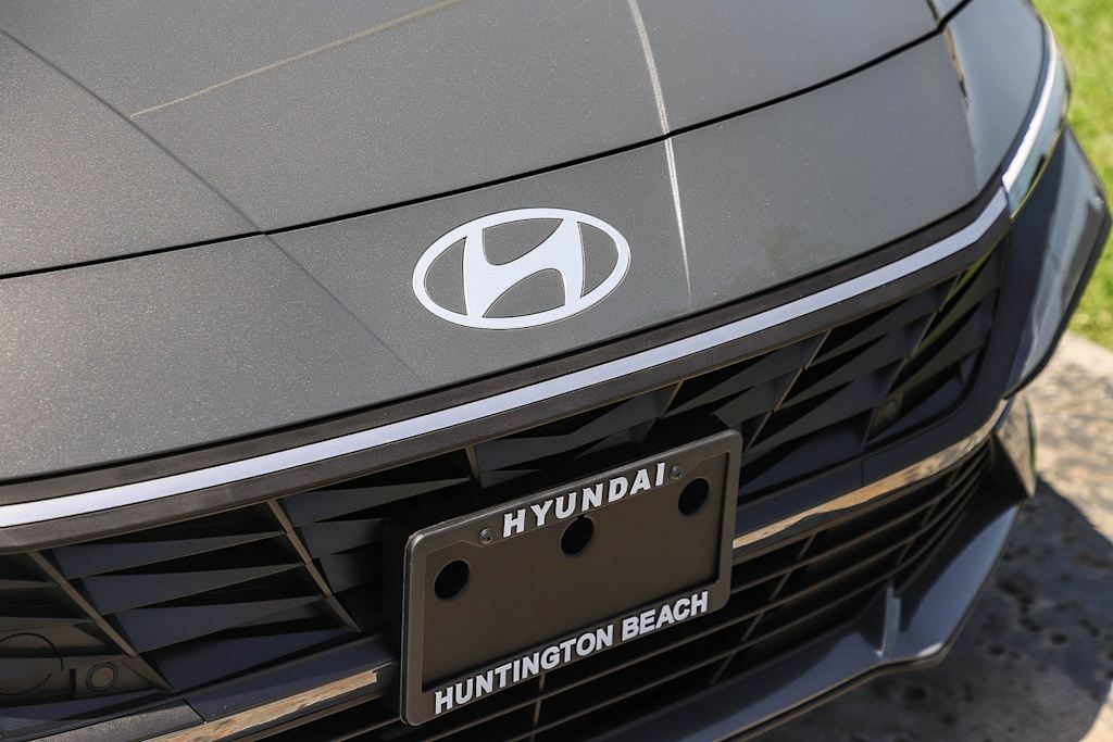 Thumbnail: 2026 Hyundai Elantra - 6