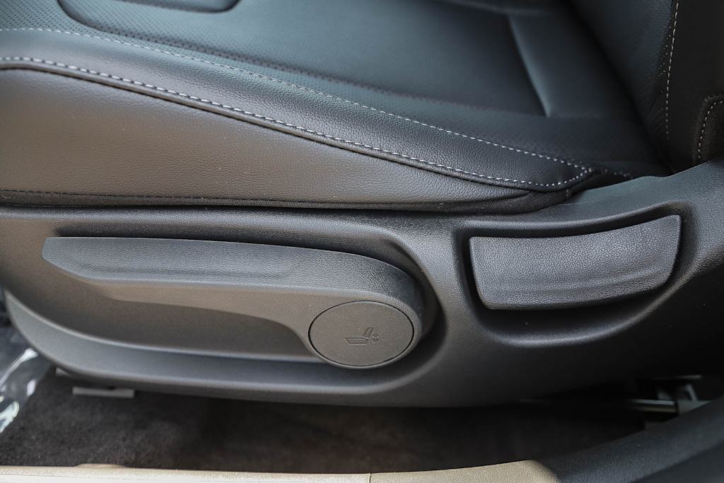 Thumbnail: 2026 Hyundai Elantra - 28
