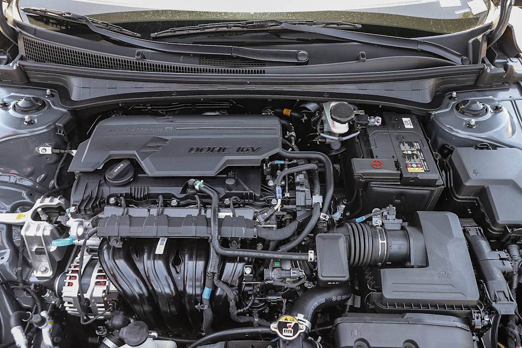 Thumbnail: 2026 Hyundai Elantra - 8