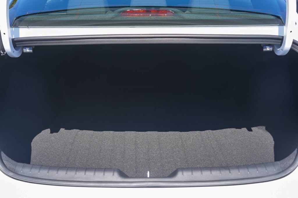 Thumbnail: 2026 Hyundai Elantra - 15