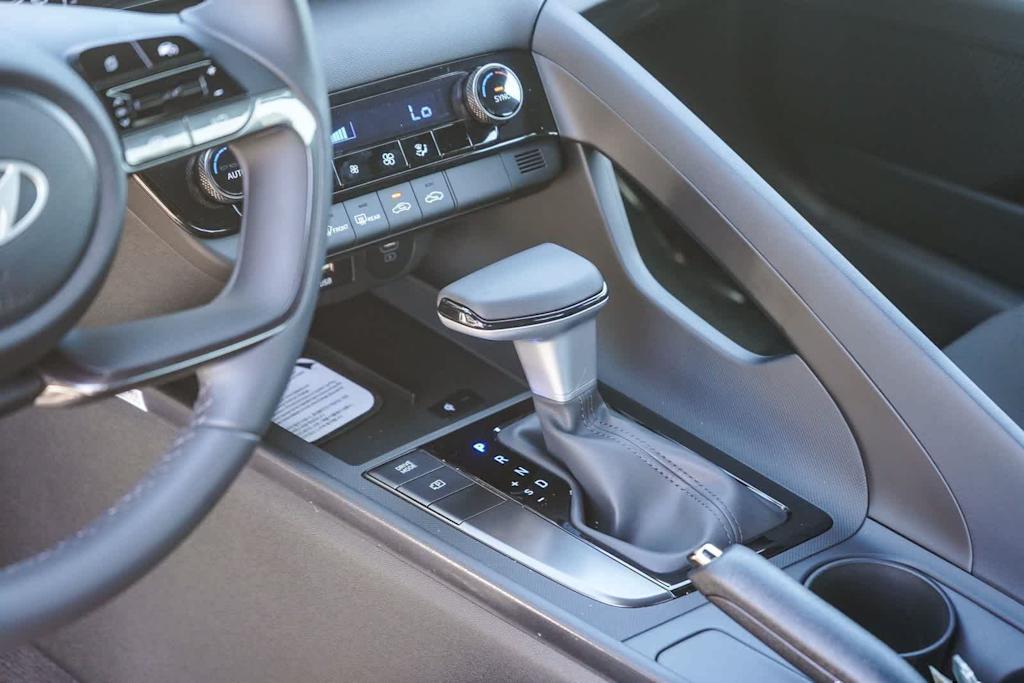 Thumbnail: 2026 Hyundai Elantra - 14
