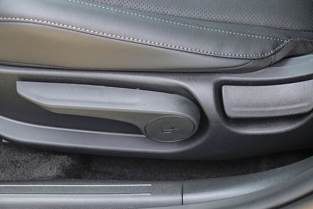 Thumbnail: 2026 Hyundai Elantra - 25