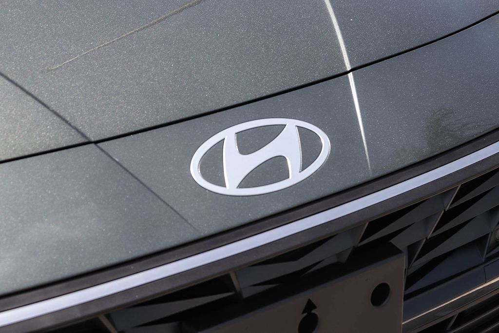 Thumbnail: 2026 Hyundai Elantra - 6