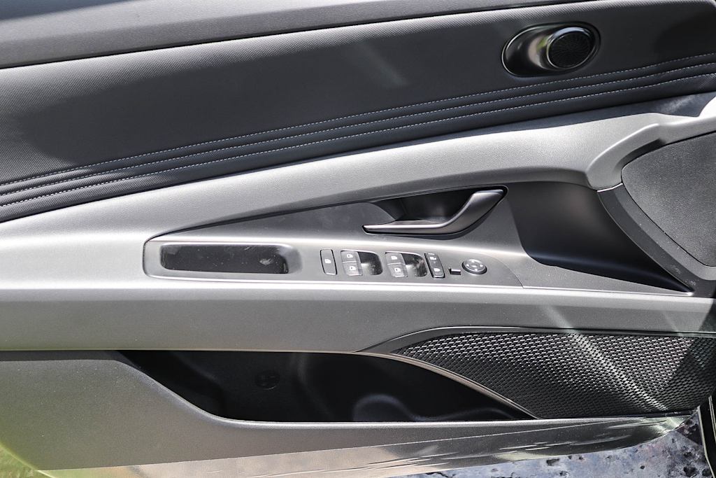Thumbnail: 2026 Hyundai Elantra - 24