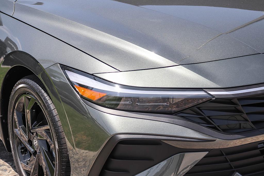 Thumbnail: 2026 Hyundai Elantra - 18