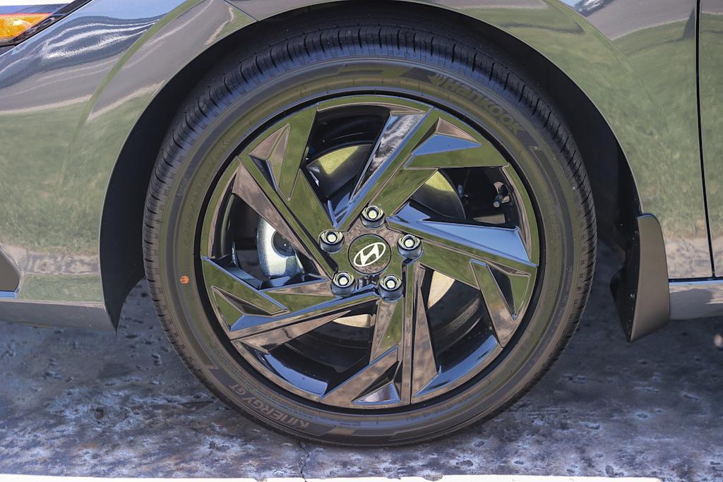 Thumbnail: 2026 Hyundai Elantra - 7