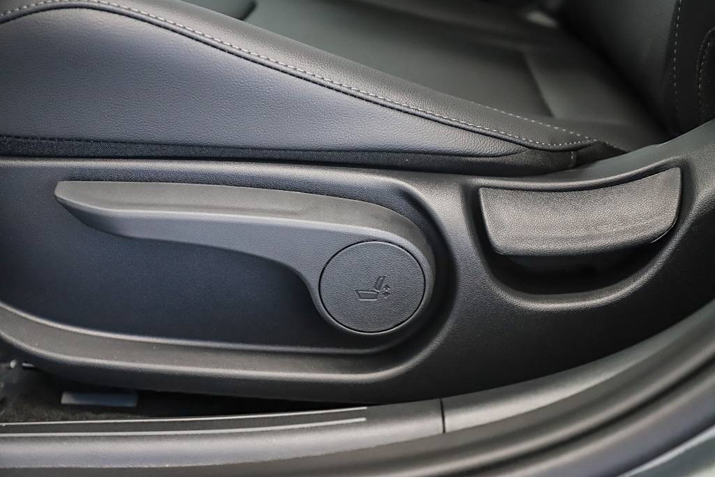 Thumbnail: 2026 Hyundai Elantra - 24