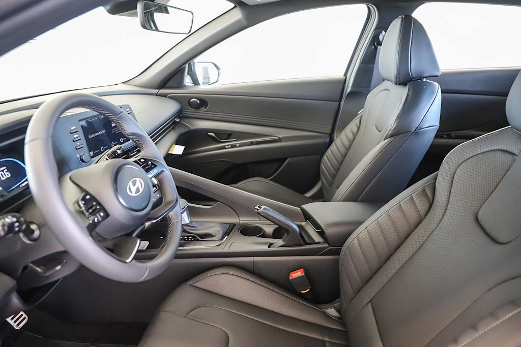 Thumbnail: 2026 Hyundai Elantra - 11