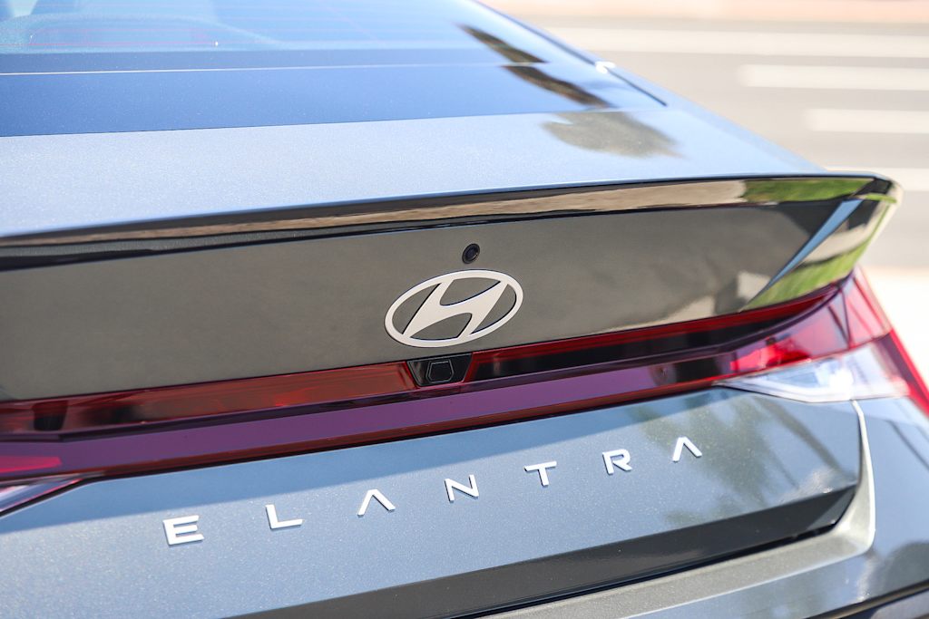 Thumbnail: 2026 Hyundai Elantra - 20