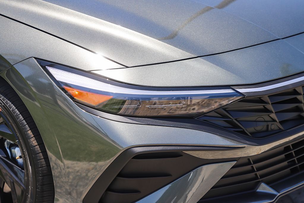 Thumbnail: 2026 Hyundai Elantra - 17