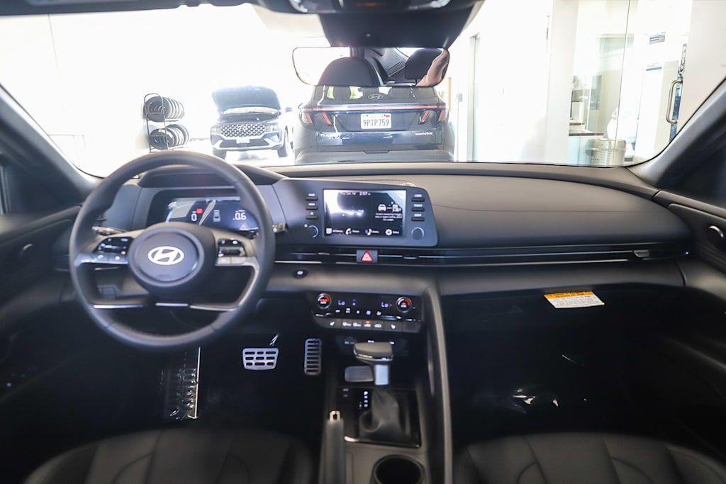 Thumbnail: 2026 Hyundai Elantra - 2
