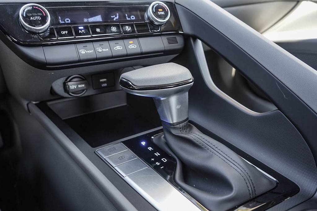 Thumbnail: 2024 Hyundai Elantra - 27