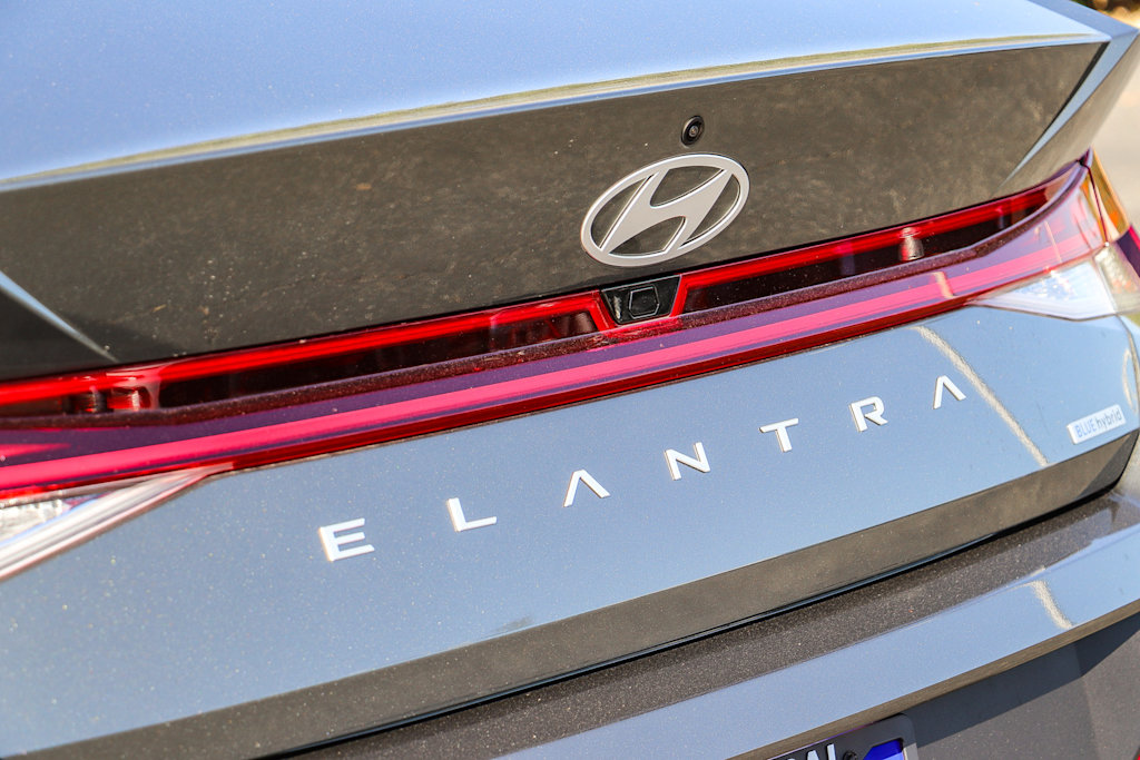 Thumbnail: 2026 Hyundai Elantra - 6