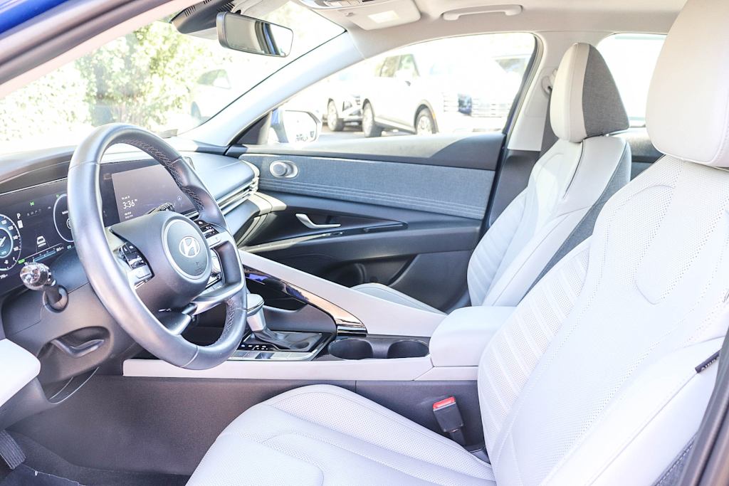 Thumbnail: 2024 Hyundai Elantra - 11