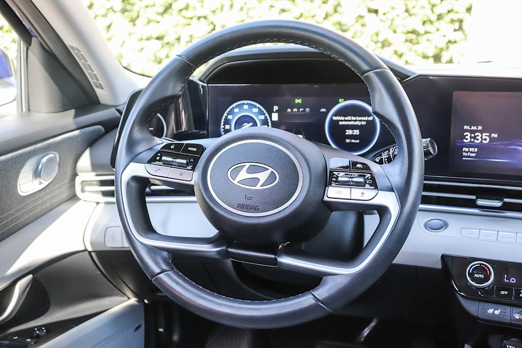 Thumbnail: 2024 Hyundai Elantra - 9